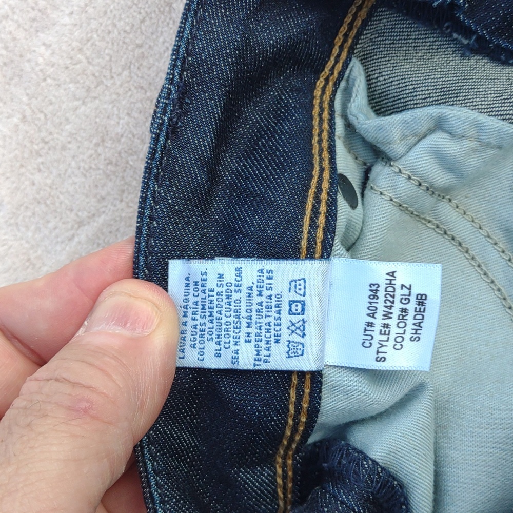 HUDSON JEANS Style#W422DHA Color #GLZ Shade #B Jeans. - Picture 11 of 16